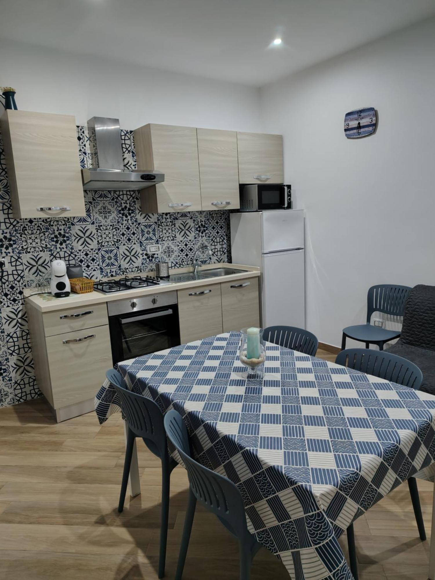 فيلا Santorini House سان بيترو في بيفانا المظهر الخارجي الصورة